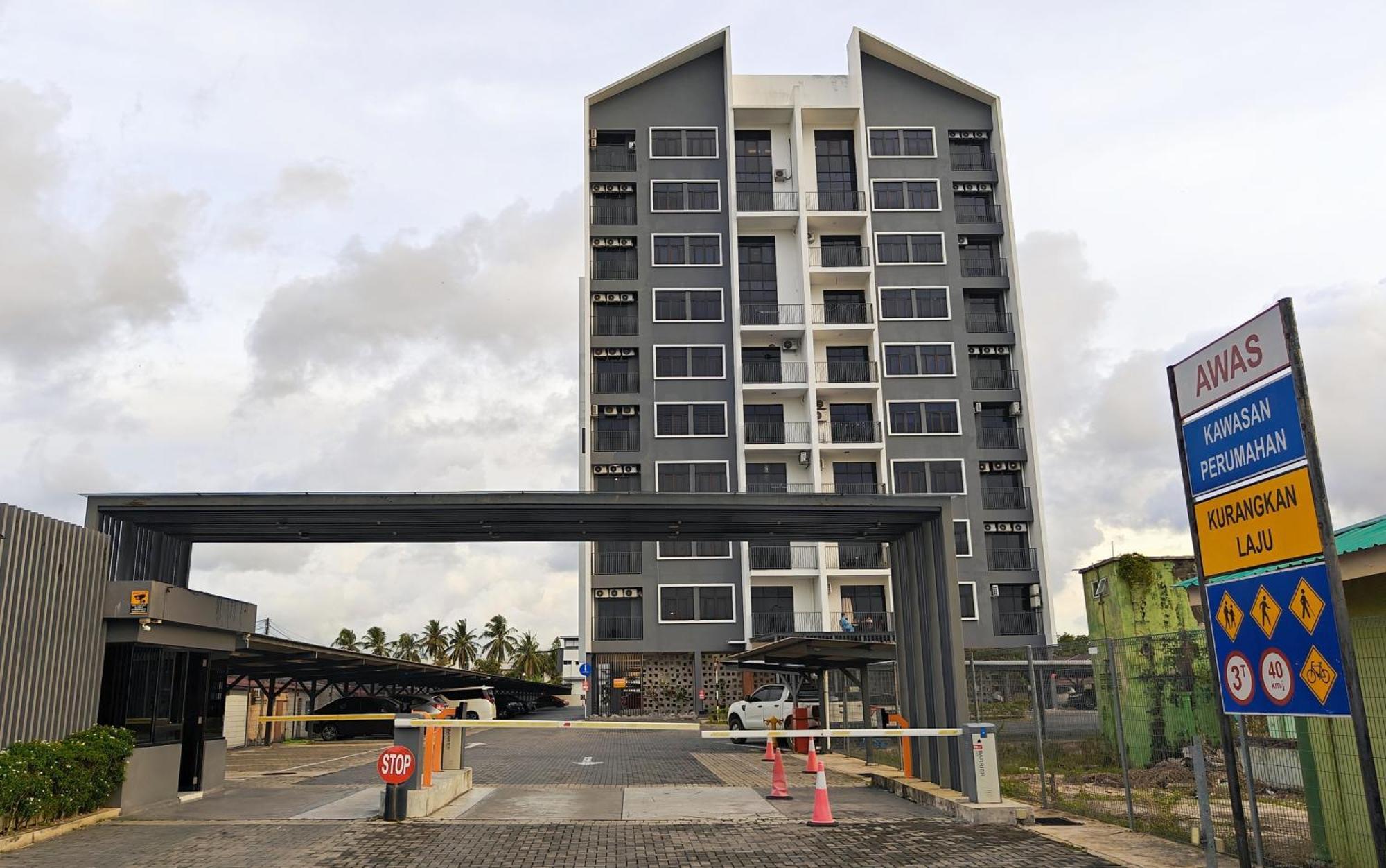 Condo 2-10 Imperio Professional Suite Alor Setar Exterior photo